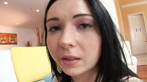 Foxy Anya Köpük Banyosunda Sikildi Ve Kremlendi